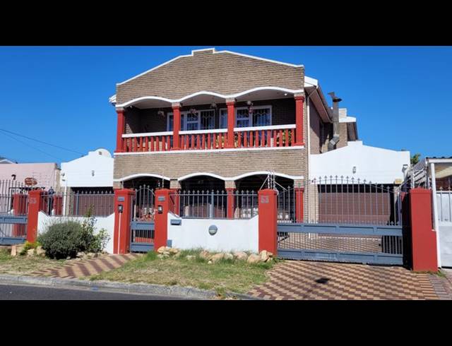 6 BEDROOM HOUSE FOR SALE IN RYLANDS